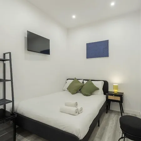 Modern By Homing Guest house *